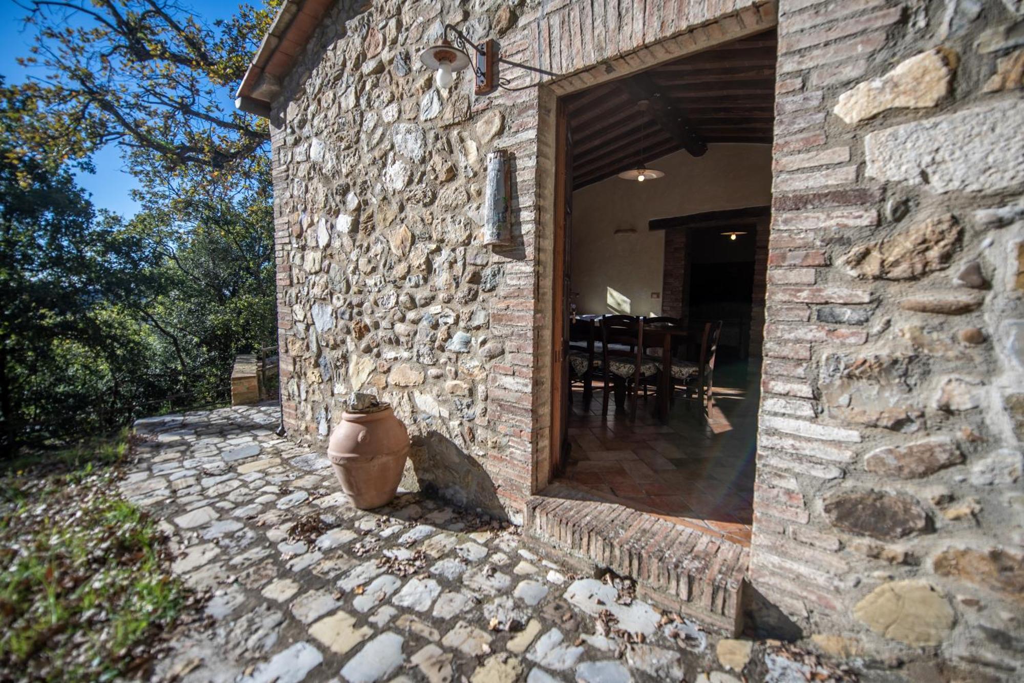 Agriturismo Antico Borgo Montacuto Pari Room photo